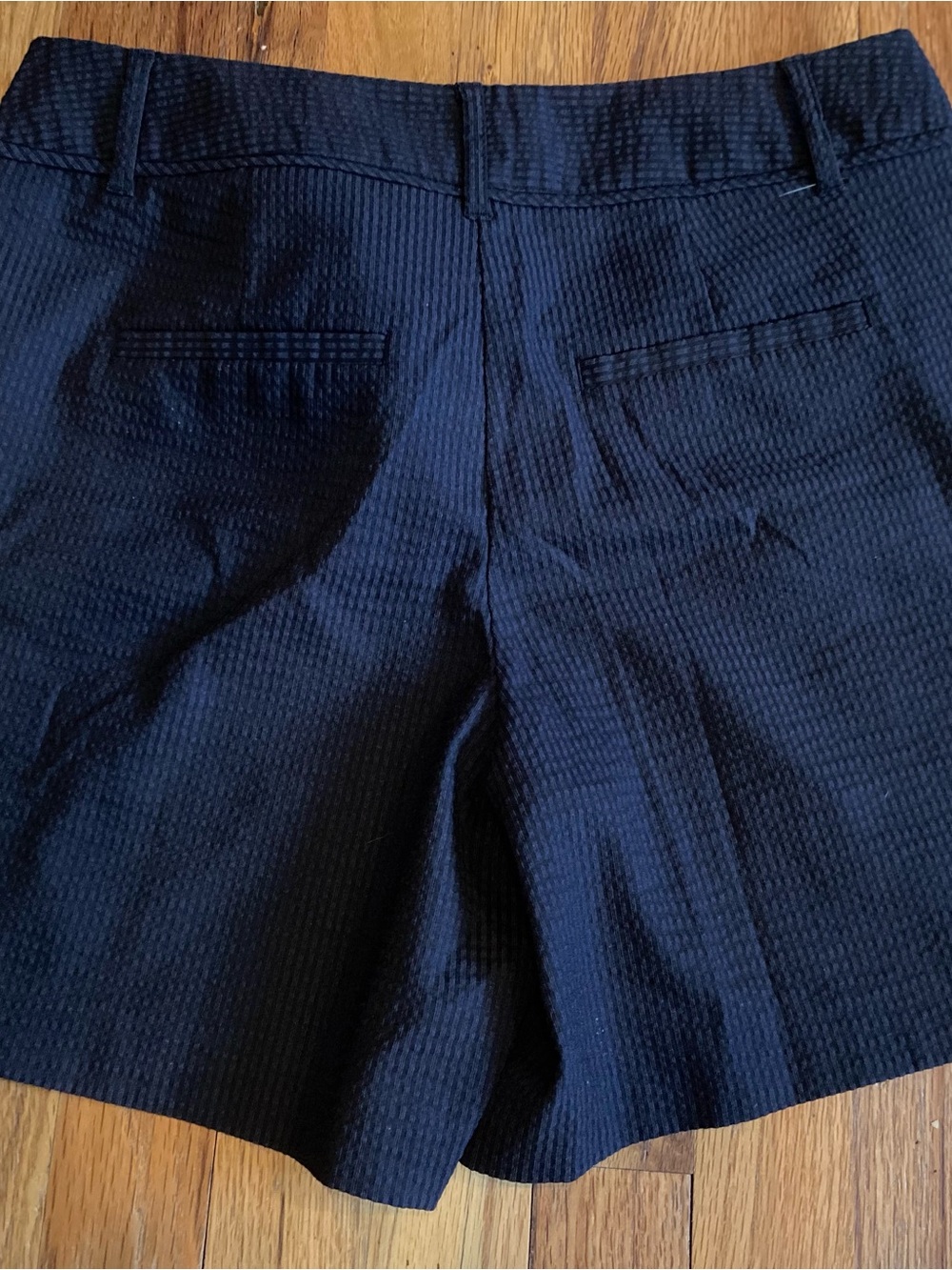 Elle Black Textured Women’s Shorts - Picture 3 of 6